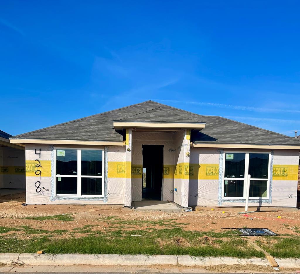 San Angelo Custom Home Builder - 4298 Rimrock Cir, San Angelo TX 76904 - MLS 120391