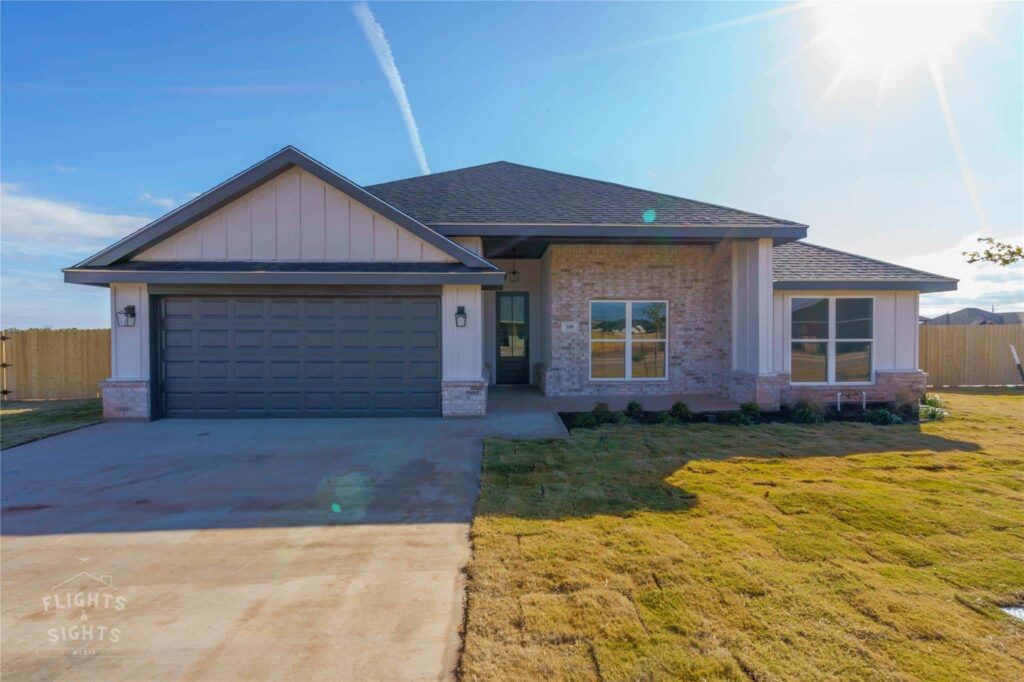 109 Gulfstream St 1