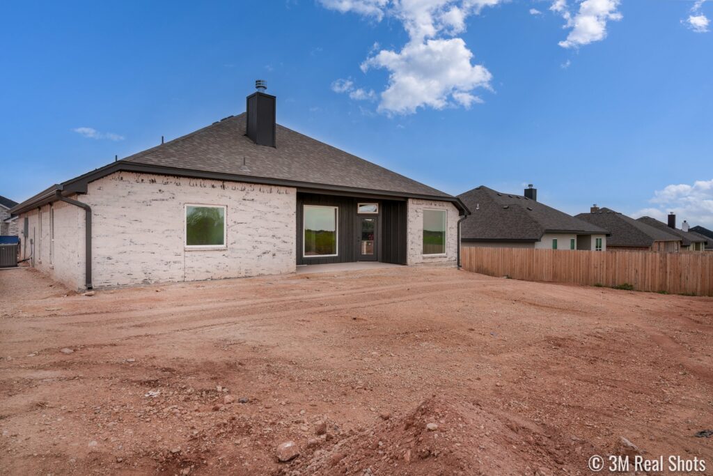 5622 Slayde St 32