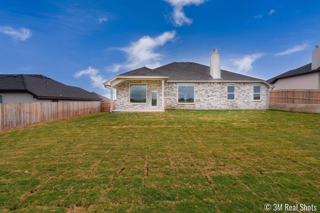 5623 Slayde St 32