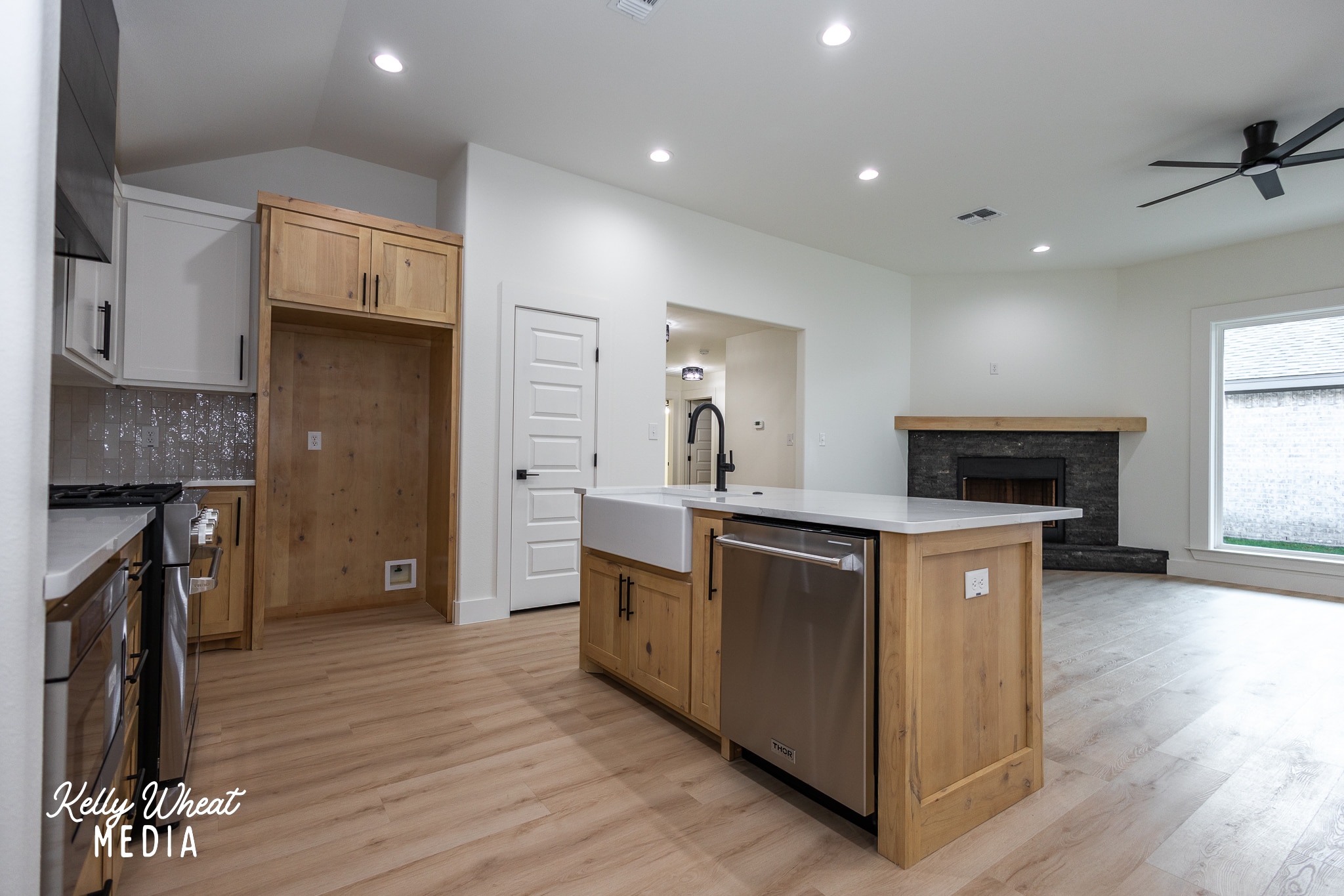 5204 Catarina Ct